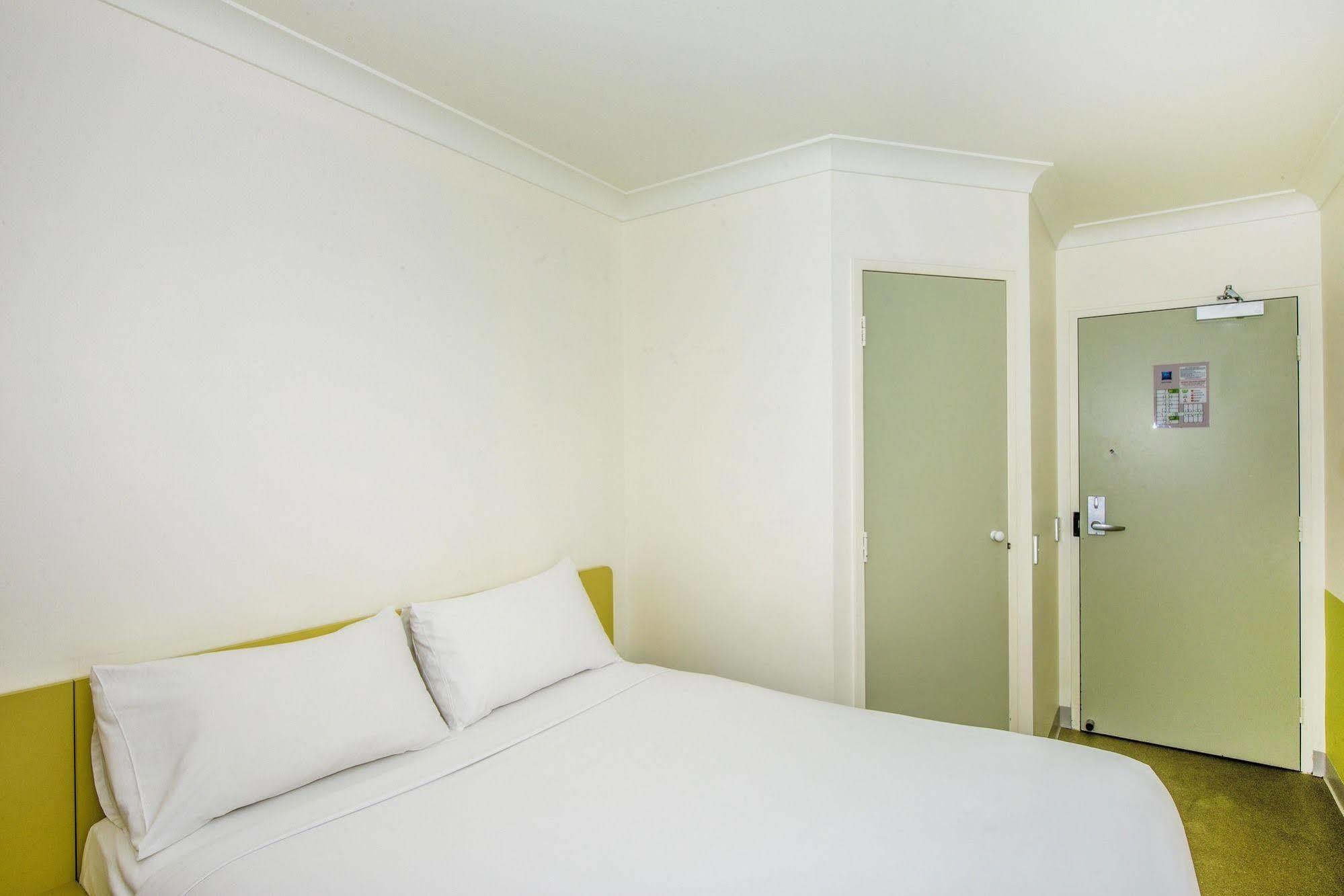 Imperial Motel Windsor Брісбен Екстер'єр фото